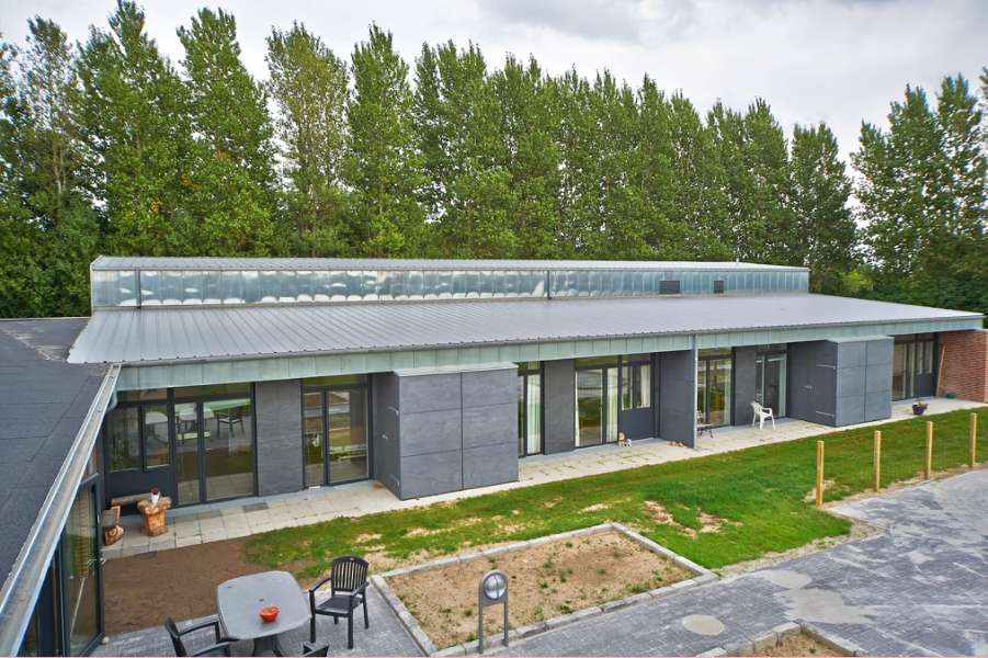 DS Pfannenbleche als Teil klassischer Architektur, Stadionvej 3, 4550 Asnæs